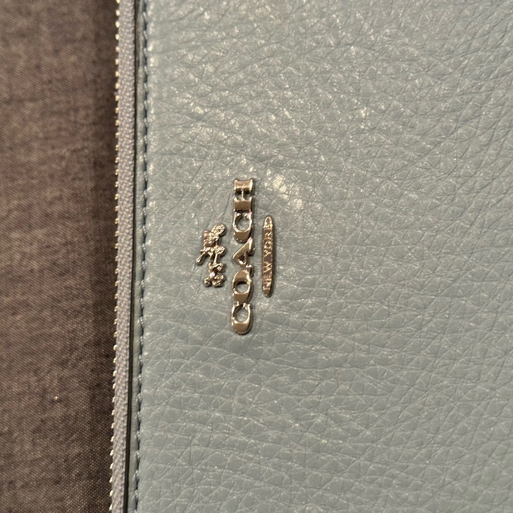 Coach wallet - Picture 2 of 16